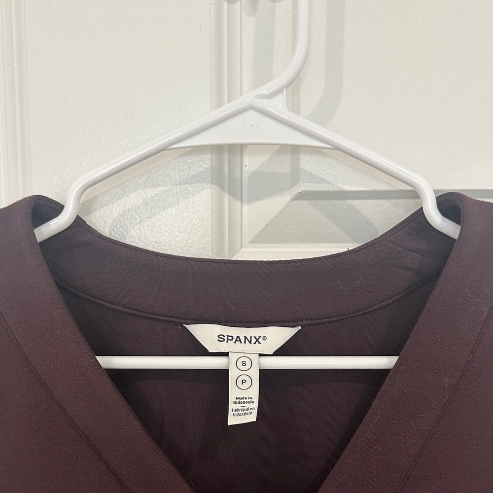 SPANX Women's Airessential Maroon Cardigan Sweater - Picture 2 of 4